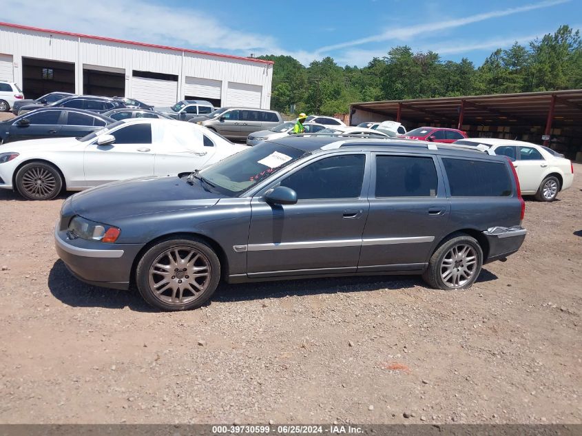 2004 Volvo V70 2.5T VIN: YV1SW59V942364750 Lot: 39730599