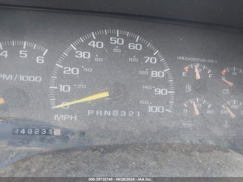 1999 Chevrolet Tahoe K1500 VIN: 1GNEK13R1XJ305888 Lot: 39730748