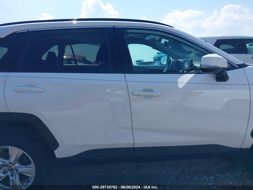 2021 TOYOTA RAV4 XLE - 2T3W1RFV0MC131124