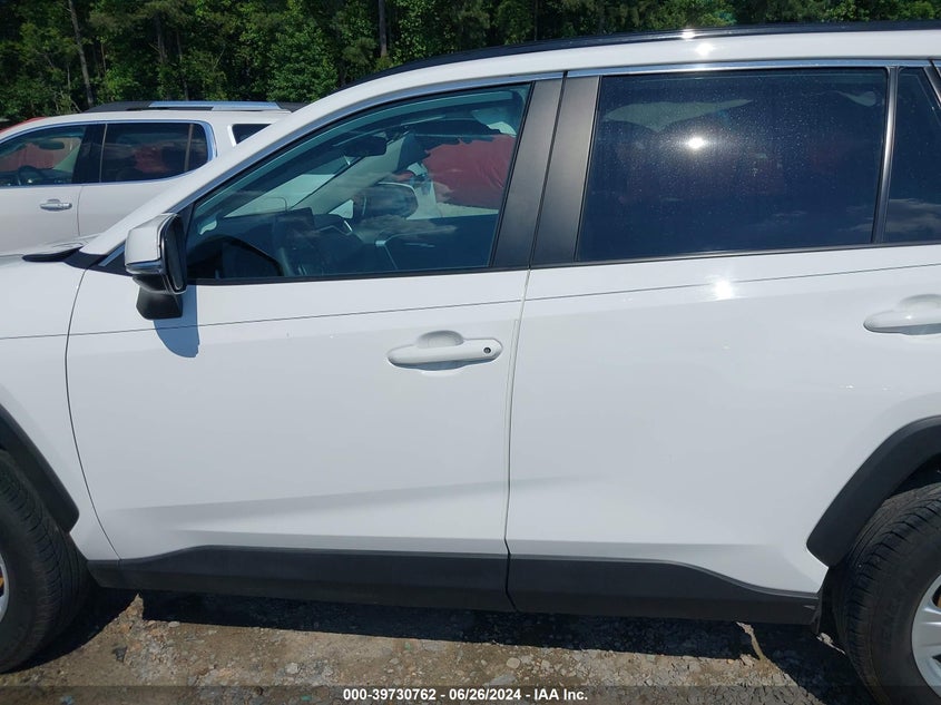 2021 TOYOTA RAV4 XLE - 2T3W1RFV0MC131124