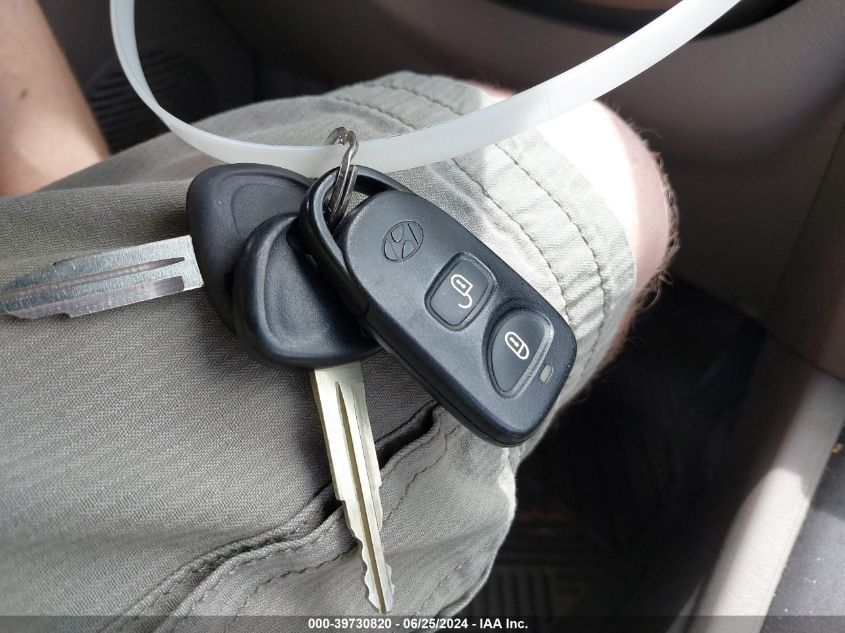 2005 Hyundai Tucson Gl VIN: KM8JM12B05U212891 Lot: 39730820