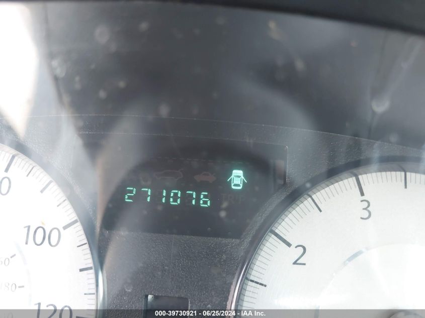 2010 Chrysler 300 Touring/Signature Series/Executive Series VIN: 2C3CA5CV8AH192588 Lot: 39730921