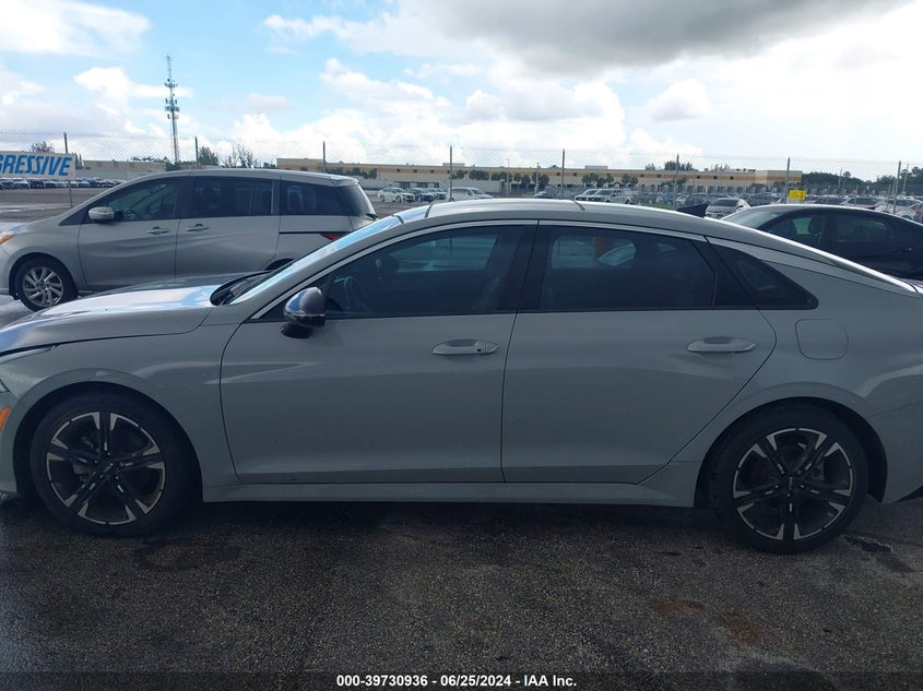 2022 KIA K5 GT LINE - 5XXG64J27NG157311