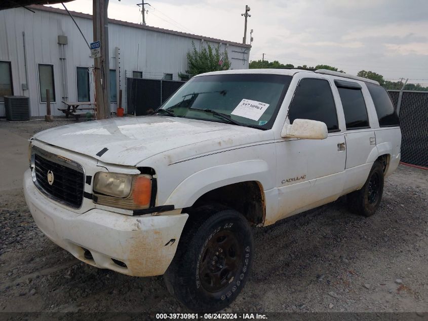 2000 Cadillac Escalade Standard VIN: 1GYEK63R9YR210417 Lot: 39730961