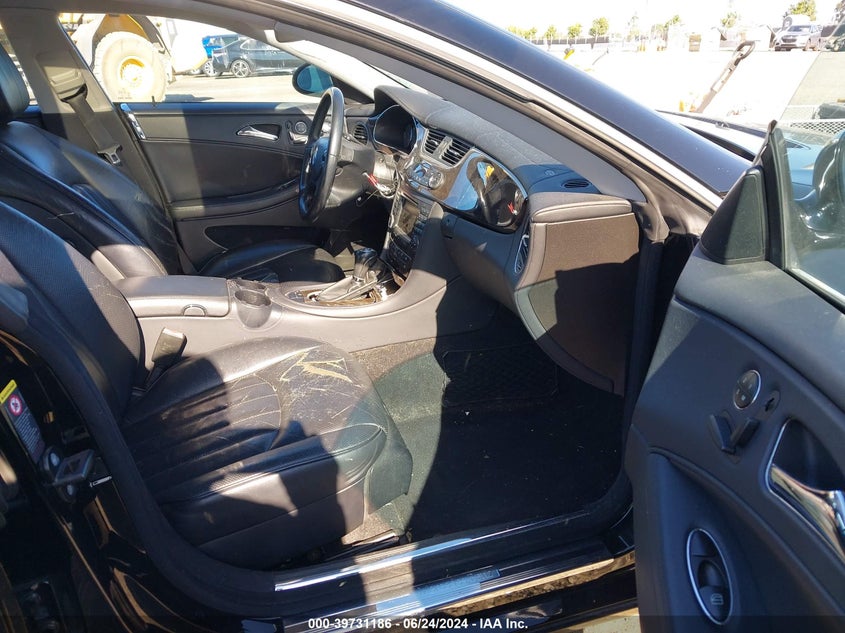 2008 Mercedes-Benz Cls 550 VIN: WDDDJ72X78A130273 Lot: 39731186