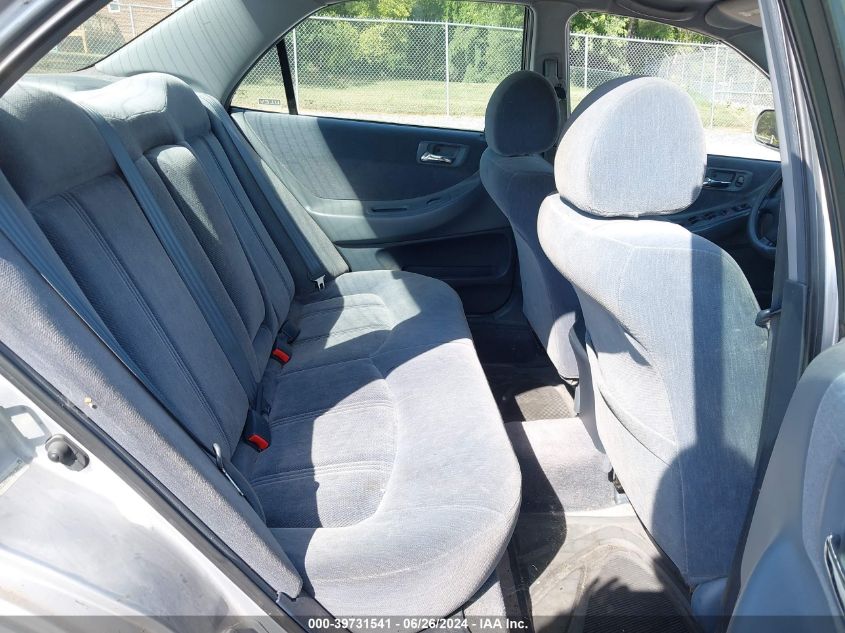 2000 Honda Accord 2.3 Lx VIN: 1HGCG6657YA042011 Lot: 39731541