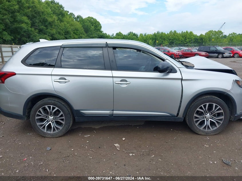 2018 Mitsubishi Outlander Es VIN: JA4AZ3A38JZ049989 Lot: 39731647