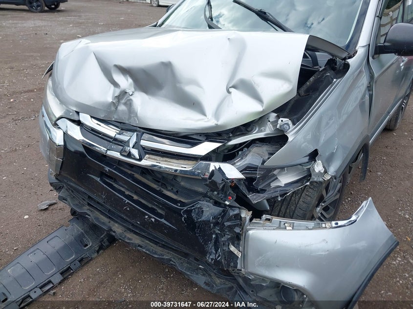 2018 Mitsubishi Outlander Es VIN: JA4AZ3A38JZ049989 Lot: 39731647