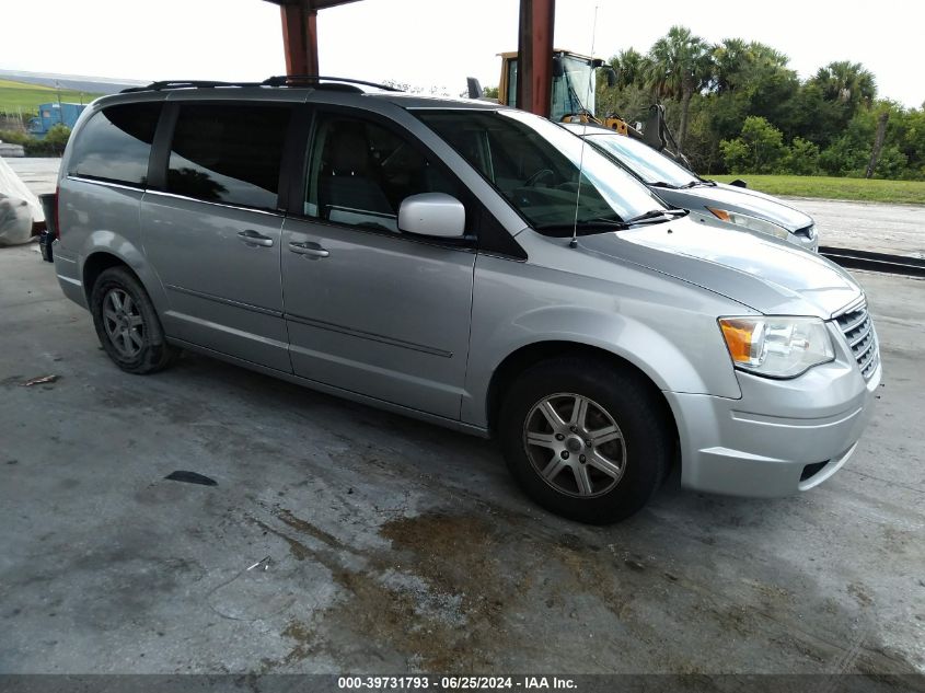 2A4RR5D19AR432231 2010 Chrysler Town & Country Touring