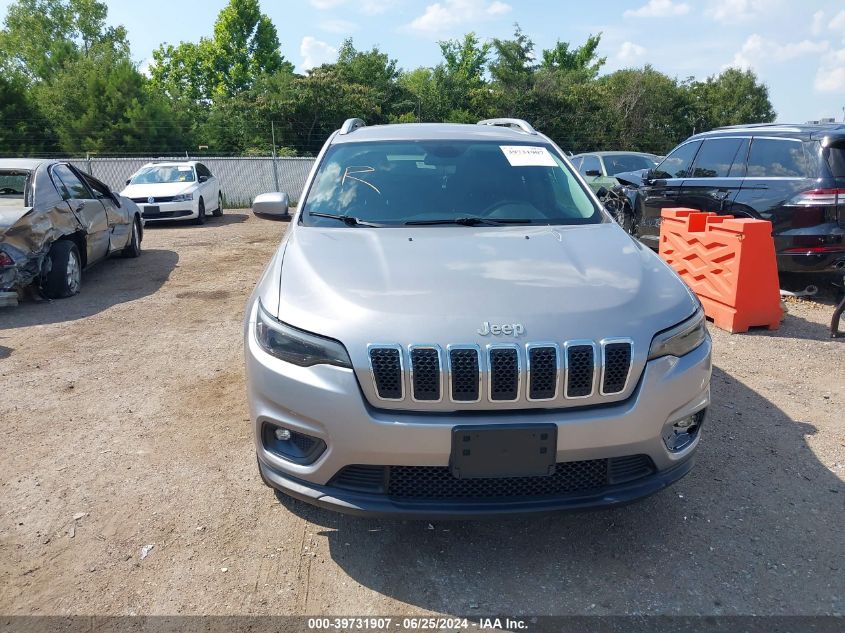 2019 Jeep Cherokee Latitude Plus 4X4 VIN: 1C4PJMLB3KD181705 Lot: 39731907