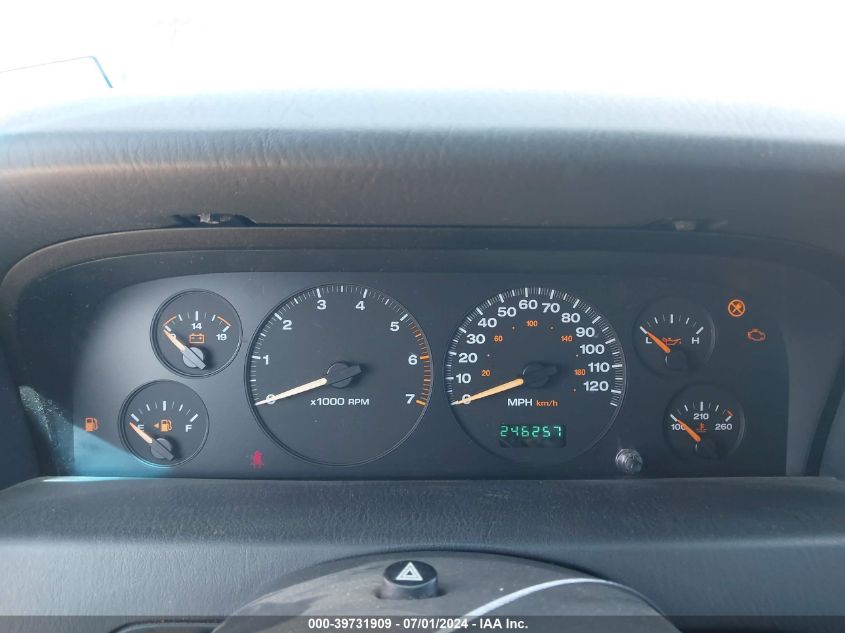 2002 Jeep Grand Cherokee Laredo VIN: 1J4GX48S32C289068 Lot: 39731909