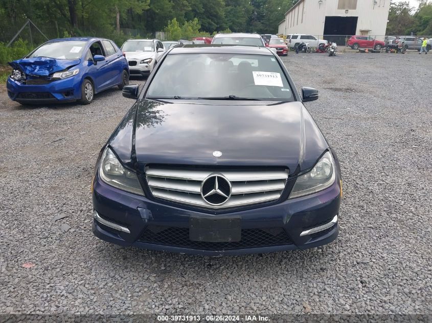 2013 Mercedes-Benz C 300 Luxury 4Matic/Sport 4Matic VIN: WDDGF8ABXDR245620 Lot: 39731913