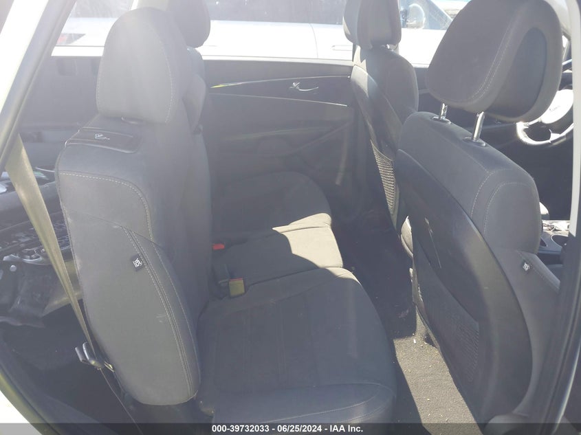 2016 Kia Sorento Lx/L VIN: 5XYPG4A30GG057457 Lot: 39732033