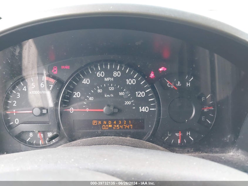 2004 Nissan Pathfinder Armada Se VIN: 5N1AA08A24N735596 Lot: 39732135