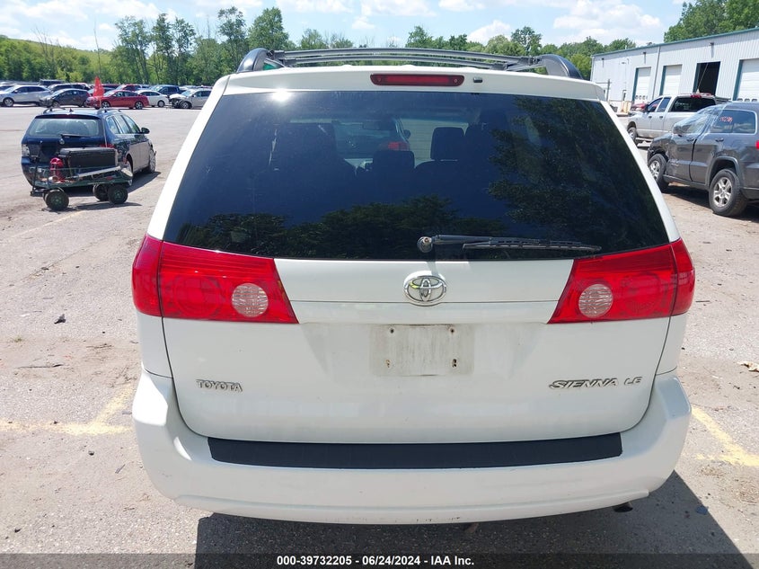 2010 Toyota Sienna Le VIN: 5TDKK4CCXAS336978 Lot: 39732205