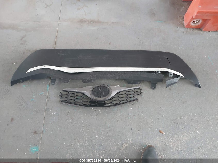 2014 Toyota Camry Se VIN: 4T1BF1FK4EU362575 Lot: 39732210