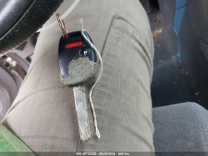 2005 Honda Pilot Lx VIN: 2HKYF18185H568513 Lot: 39732228