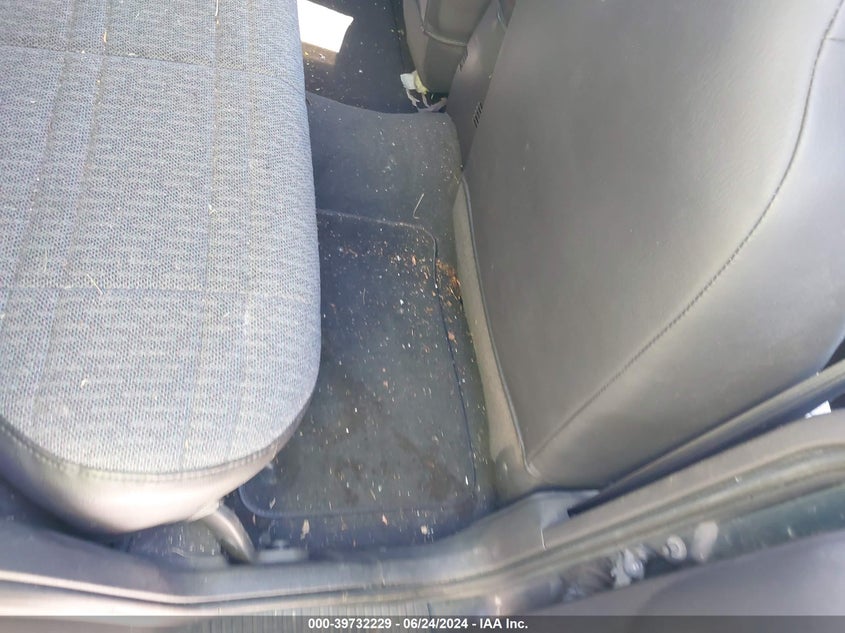 2001 Jeep Cherokee Sport VIN: 1J4FF48S71L580301 Lot: 39732229