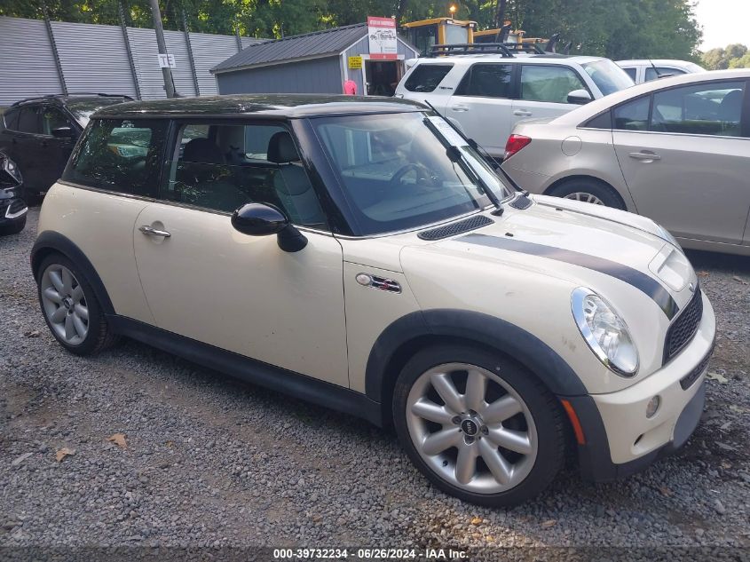 2006 Mini Cooper S VIN: WMWRE33596TJ38772 Lot: 39732234