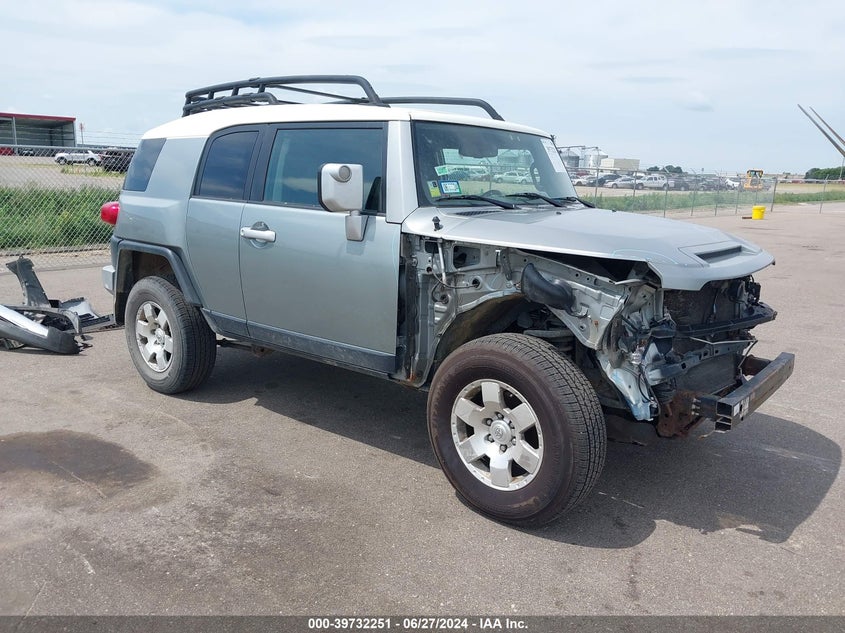 2010 Toyota Fj Cruiser VIN: JTEBU4BF0AK083050 Lot: 39732251