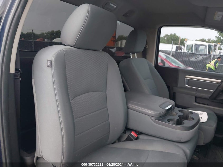 2014 Ram 1500 Tradesman VIN: 3C6JR7AT3EG209237 Lot: 39732262