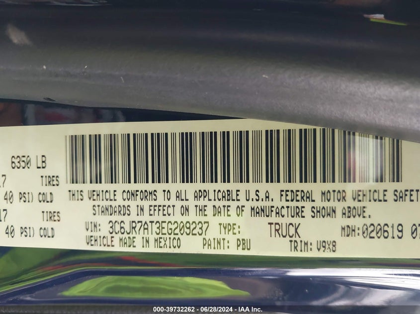 2014 Ram 1500 Tradesman VIN: 3C6JR7AT3EG209237 Lot: 39732262