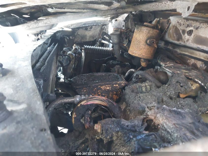 1999 Chevrolet Astro VIN: 1GCDM19W4XB194338 Lot: 39732279