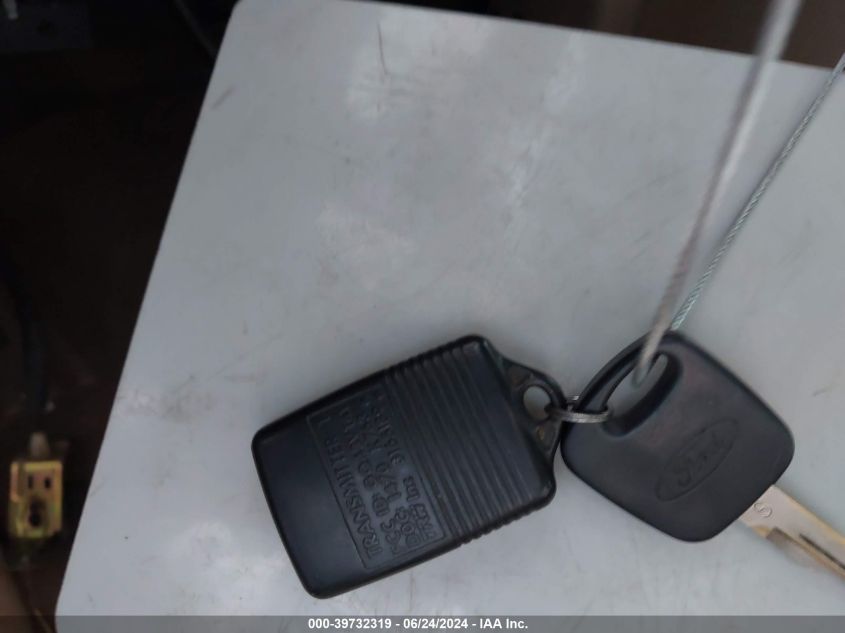 1997 Ford Expedition Eddie Bauer/Xlt VIN: 1FMFU18L6VLB35438 Lot: 39732319