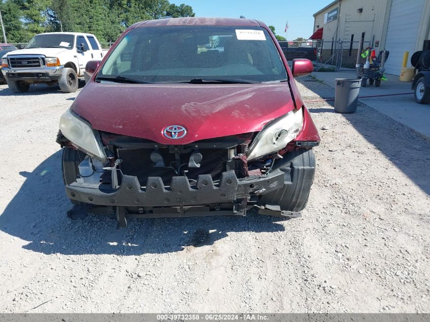 5TDKK3DC5DS342796 2013 Toyota Sienna Le V6 8 Passenger