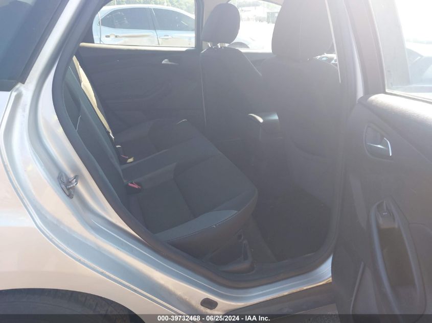 2014 Ford Focus Se VIN: 1FADP3F27EL215555 Lot: 39732468