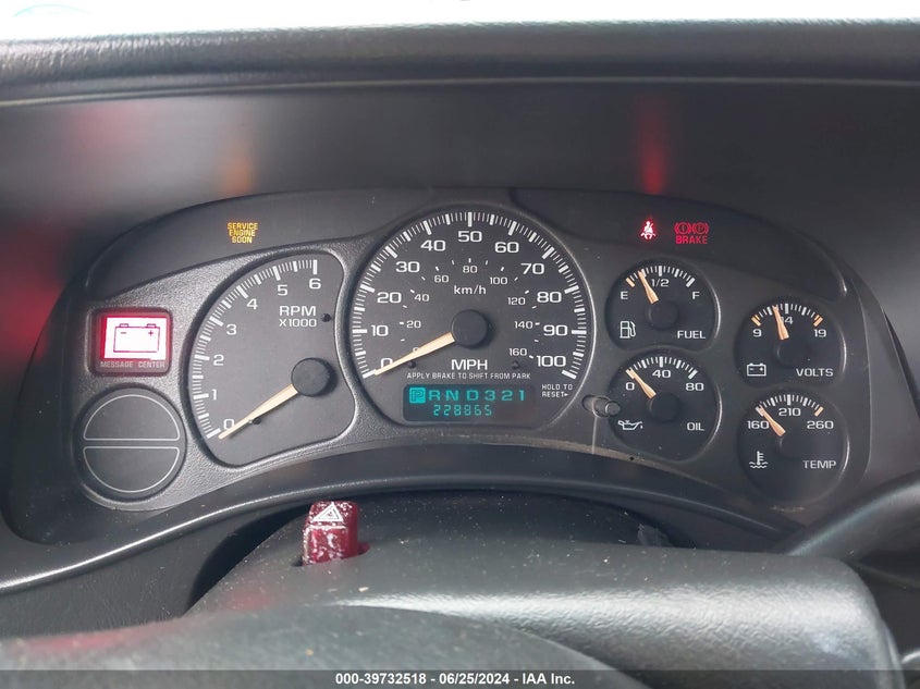 2002 Chevrolet Suburban 1500 Lt VIN: 1GNFK16Z82J273224 Lot: 39732518