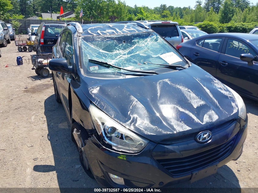 2015 HYUNDAI TUCSON LIMITED/SE - KM8JUCAG2FU967728