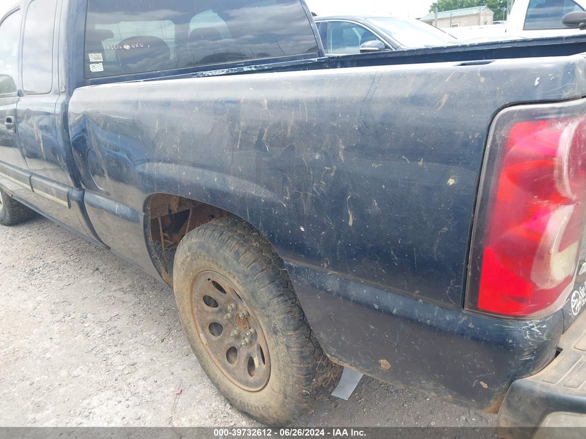 2005 Chevrolet Silverado 1500 Ls VIN: 2GCEC19T251234328 Lot: 39732612