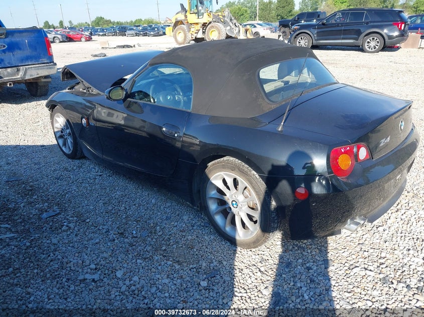 2004 BMW Z4 2.5 VIN: 4USBT33544LS48999 Lot: 39732673