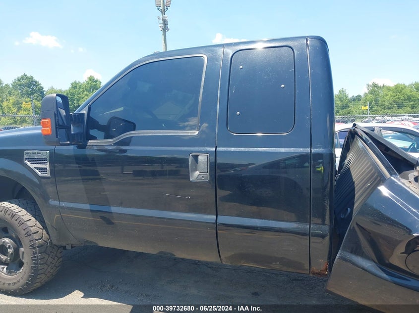 2010 Ford F-250 Lariat/Xl/Xlt VIN: 1FTSX2B56AEB11147 Lot: 39732680