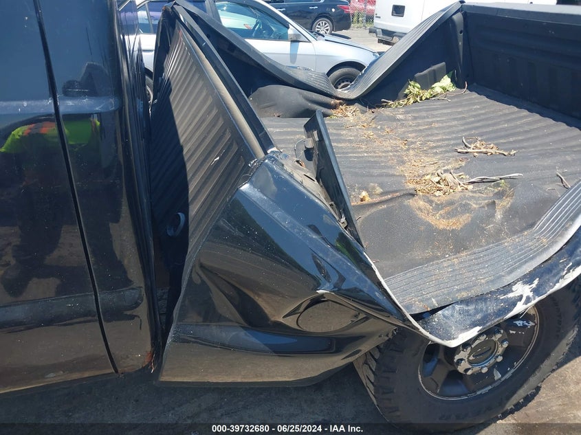 2010 Ford F-250 Lariat/Xl/Xlt VIN: 1FTSX2B56AEB11147 Lot: 39732680