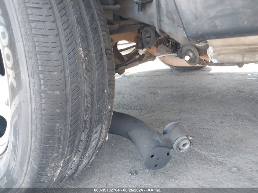 2003 Honda Cr-V Lx VIN: JHLRD684X3C002835 Lot: 39732704