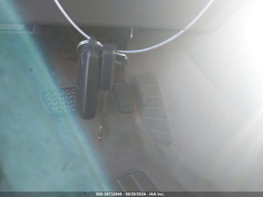 2005 Toyota Camry Xle V6 VIN: 4T1BF32K25U097706 Lot: 39732848