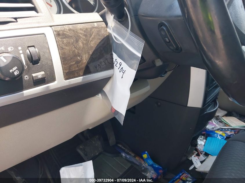 2010 Dodge Grand Caravan Sxt VIN: 2D4RN5D17AR257644 Lot: 39732904