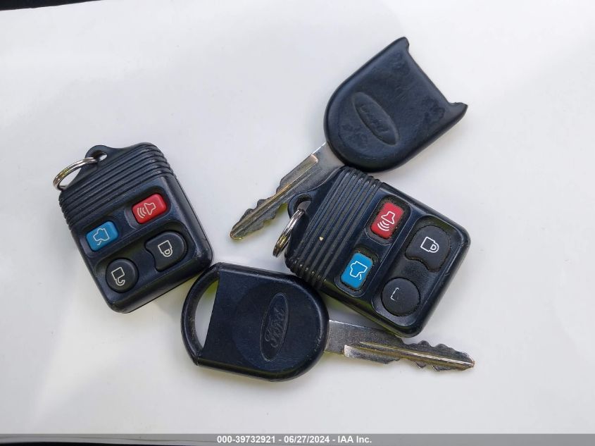 2009 Ford Focus Ses VIN: 1FAHP36NX9W129673 Lot: 39732921