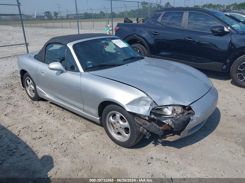 2000 Mazda Mx-5 Miata Ls/Special Edition VIN: JM1NB3538Y0151085 Lot: 39732955