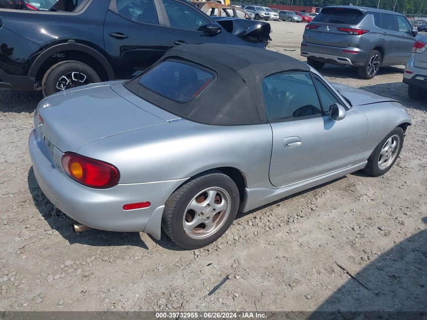 2000 Mazda Mx-5 Miata Ls/Special Edition VIN: JM1NB3538Y0151085 Lot: 39732955