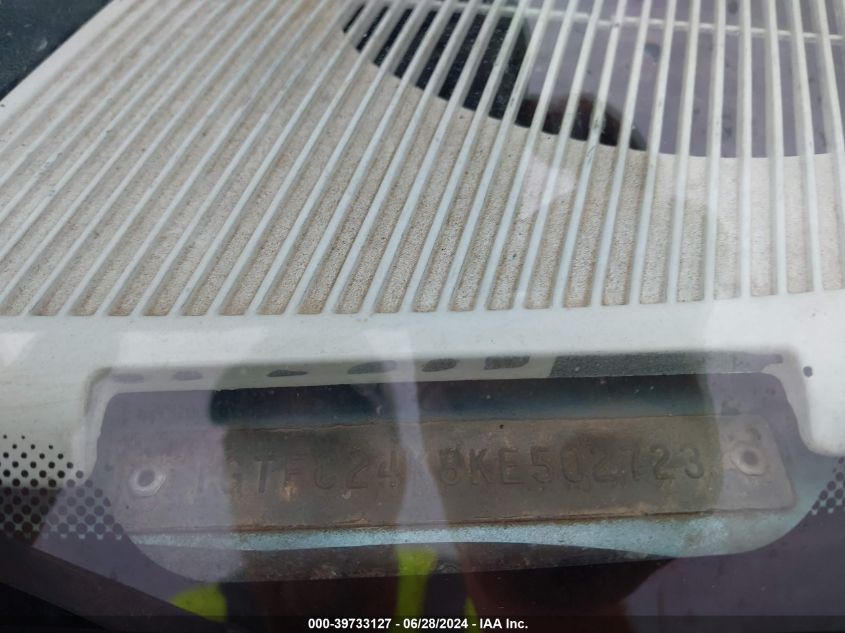 1989 GMC Sierra C2500 VIN: 1GTFC24K8KE502723 Lot: 39733127