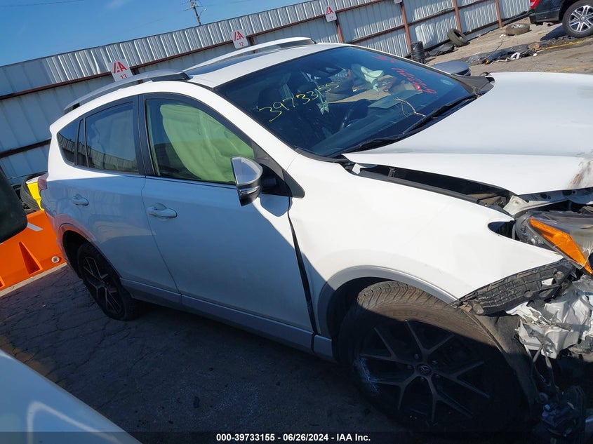 2016 TOYOTA RAV4 SE - JTMNFREV0GJ076710