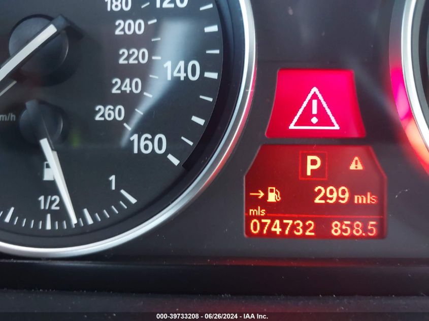 2011 BMW X5 xDrive50I VIN: 5UXZV8C50BL417374 Lot: 39733208