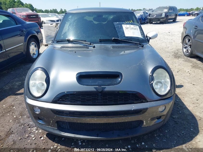 2004 Mini Cooper S VIN: WMWRE33484TD89404 Lot: 39733212