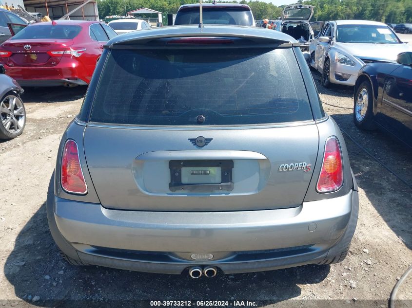 2004 Mini Cooper S VIN: WMWRE33484TD89404 Lot: 39733212