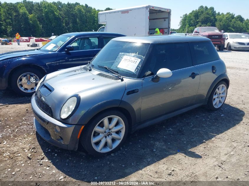 2004 Mini Cooper S VIN: WMWRE33484TD89404 Lot: 39733212