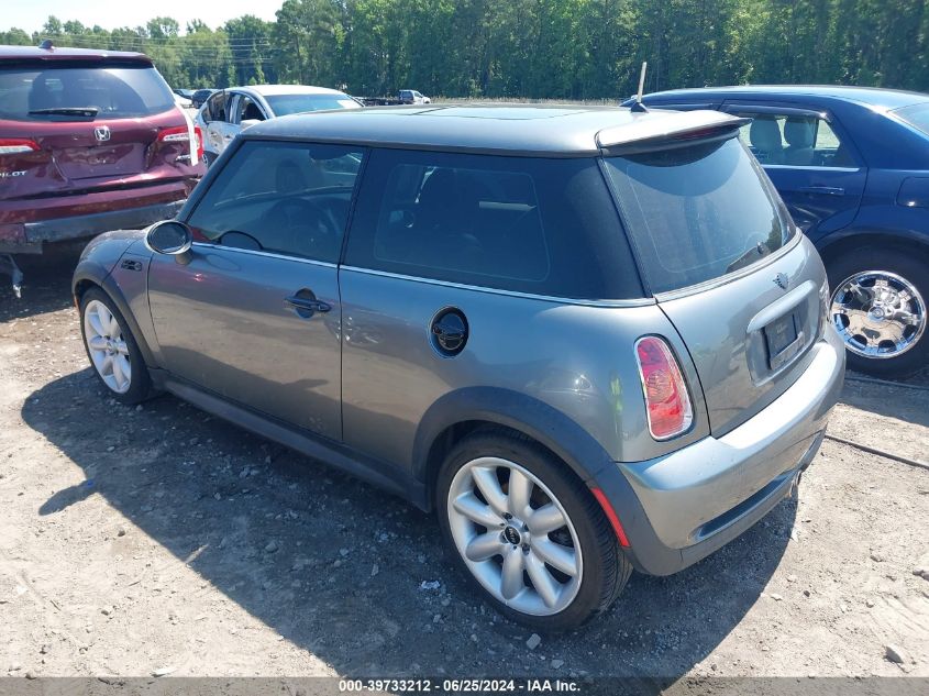 2004 Mini Cooper S VIN: WMWRE33484TD89404 Lot: 39733212