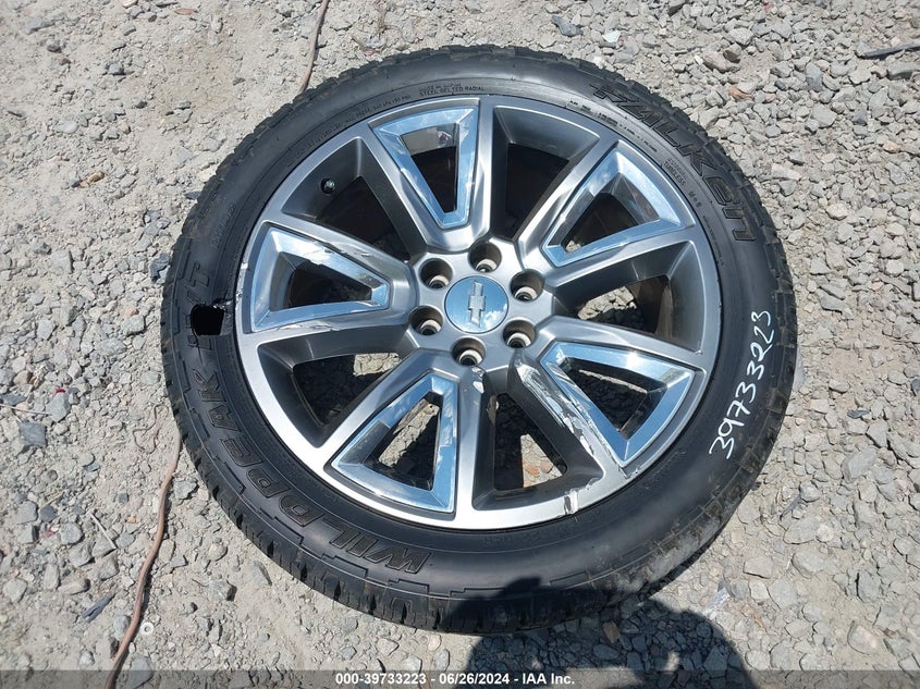 2015 CHEVROLET SUBURBAN 1500 LTZ - 1GNSKKKC4FR710178